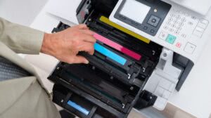 tonery w drukarce laserowej kolorowej
